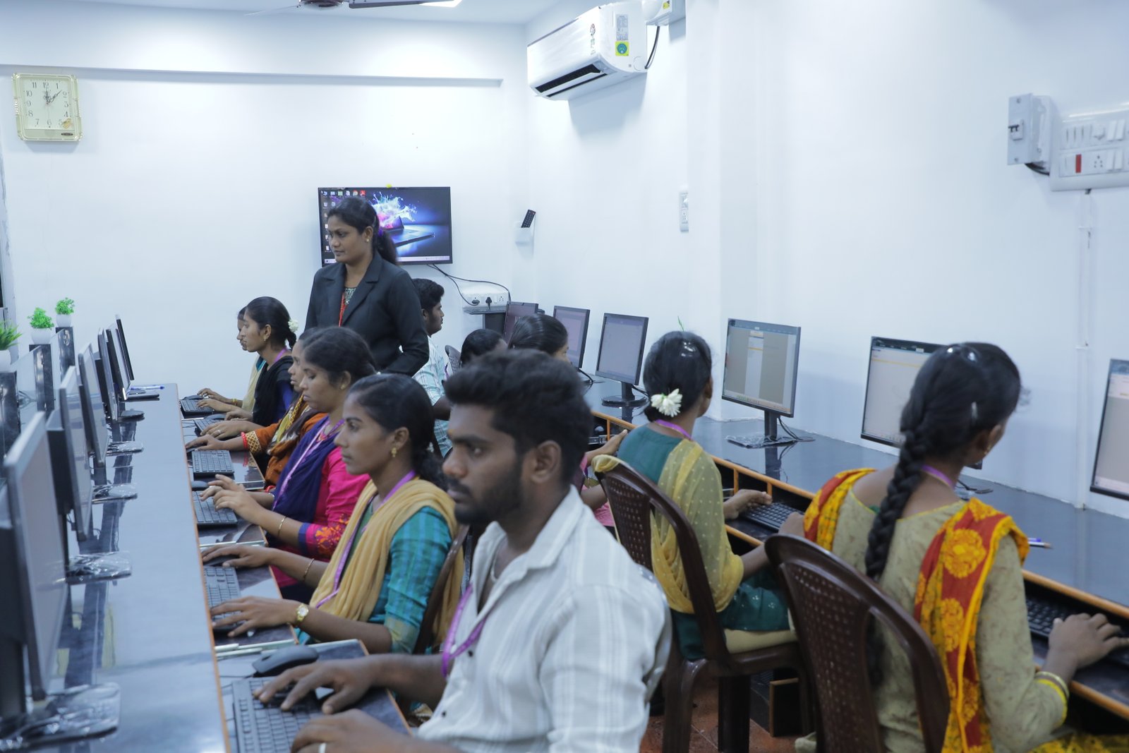 Computer training session